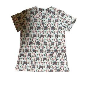 Revel Scrub‎ Top Christmas Trucks Gnomes Print V-Neck Short Sleeve Size M